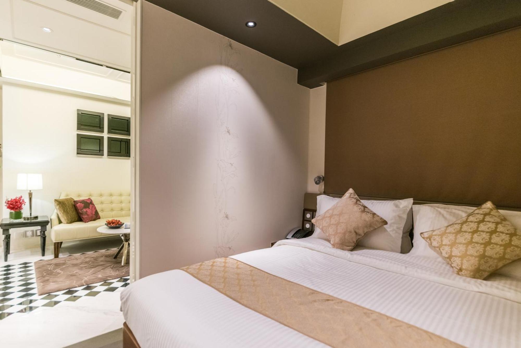 Premier Suite